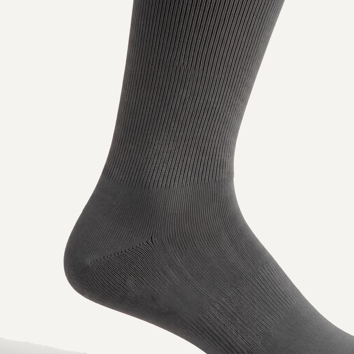 Knee-High Compression Socks in Charcoal Grey, close-up of the knit