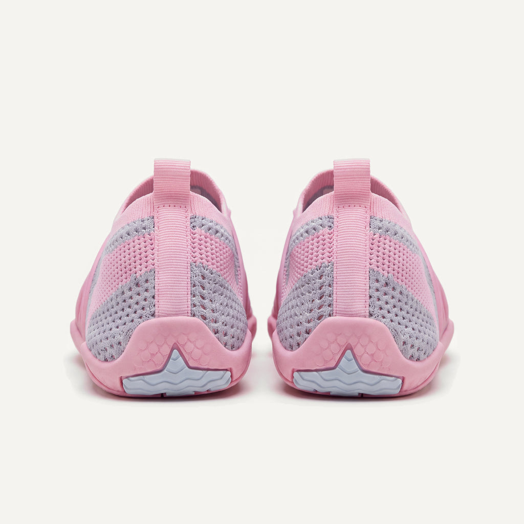 Attività Vie in Pink, pair, view from behind