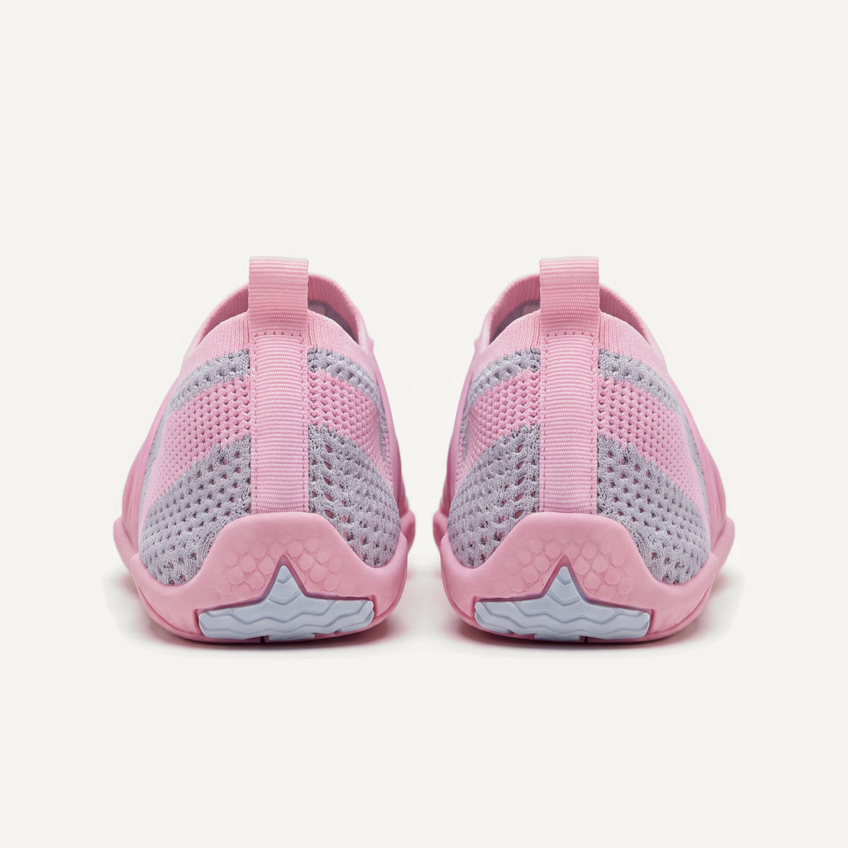 Attività Vie in Pink, pair, view from behind