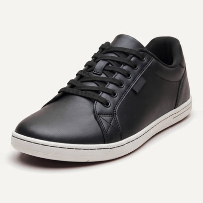 Pelle Vie in Classic (black upper, white sole), front three-quarter view