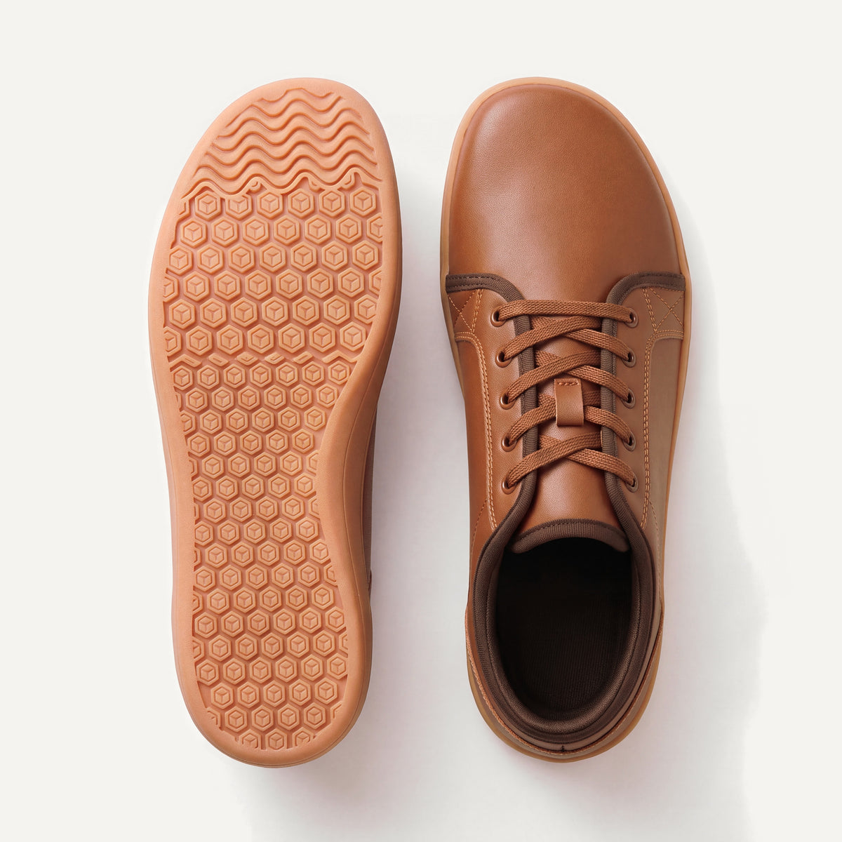Pelle Vie in Mocca, sole and top view
