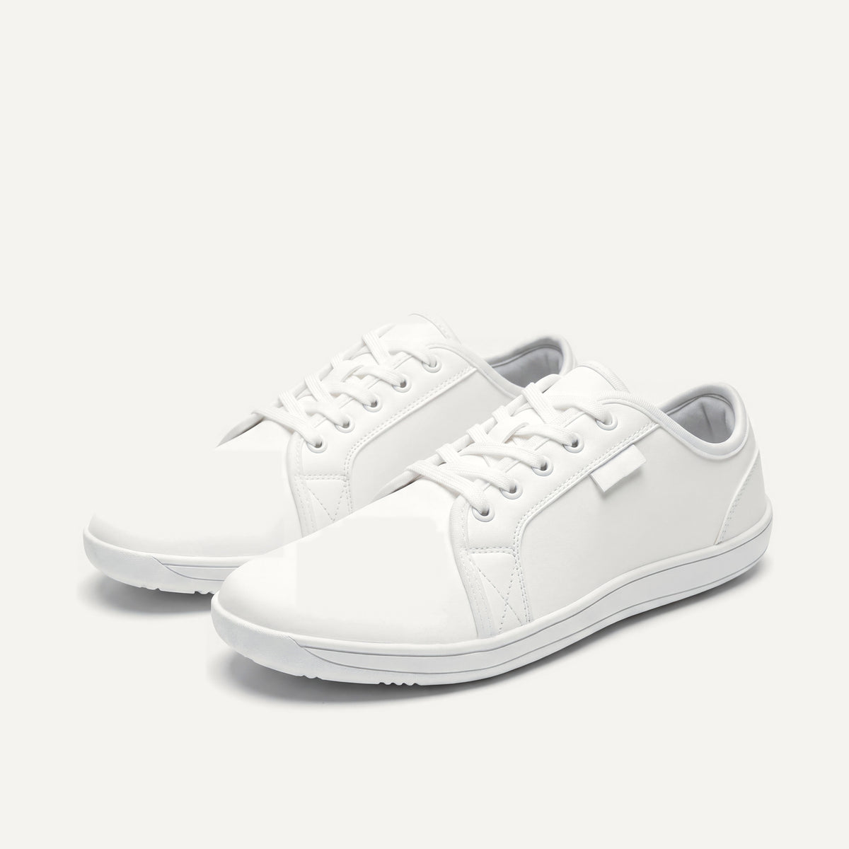 Pelle Vie in White, pair, front three-quarter view