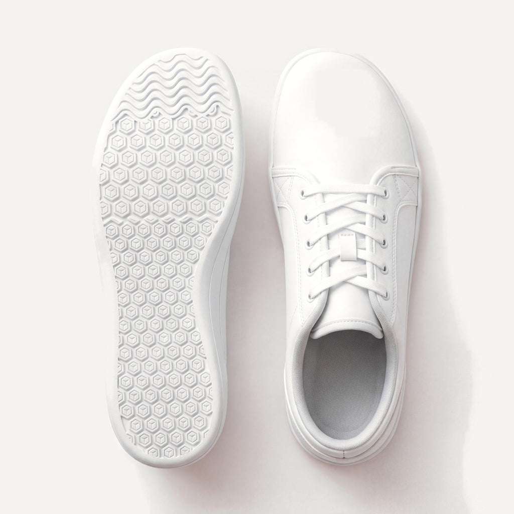 Pelle Vie in White, sole and top view